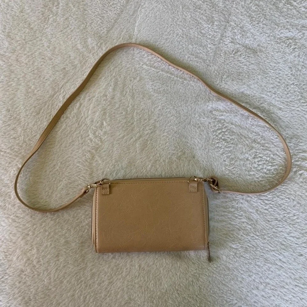 BEIS The Travel Wallet Beige Vegan Leather Crossbody Organizer Bag - Picture 7 of 7